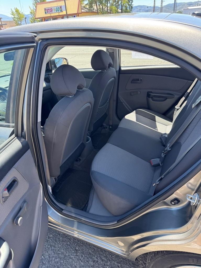 Kia Rio LX 2010