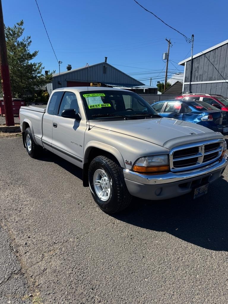 Dodge Dakota Club Cab 2WD 2000