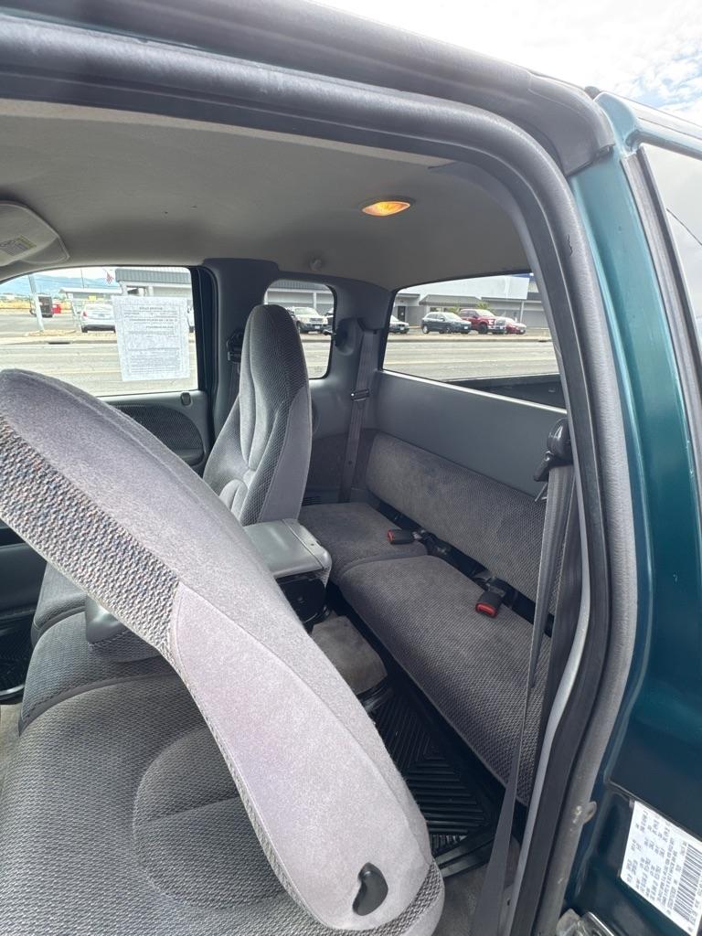 Dodge Dakota Club Cab 4WD 1997