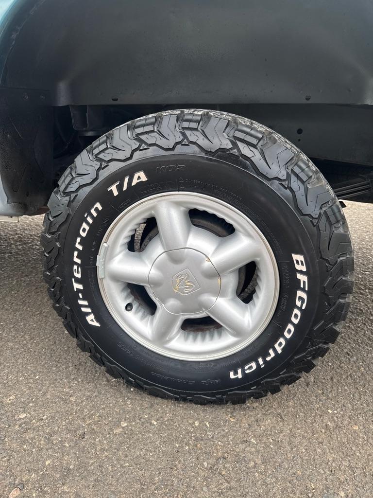 Dodge Dakota Club Cab 4WD 1997