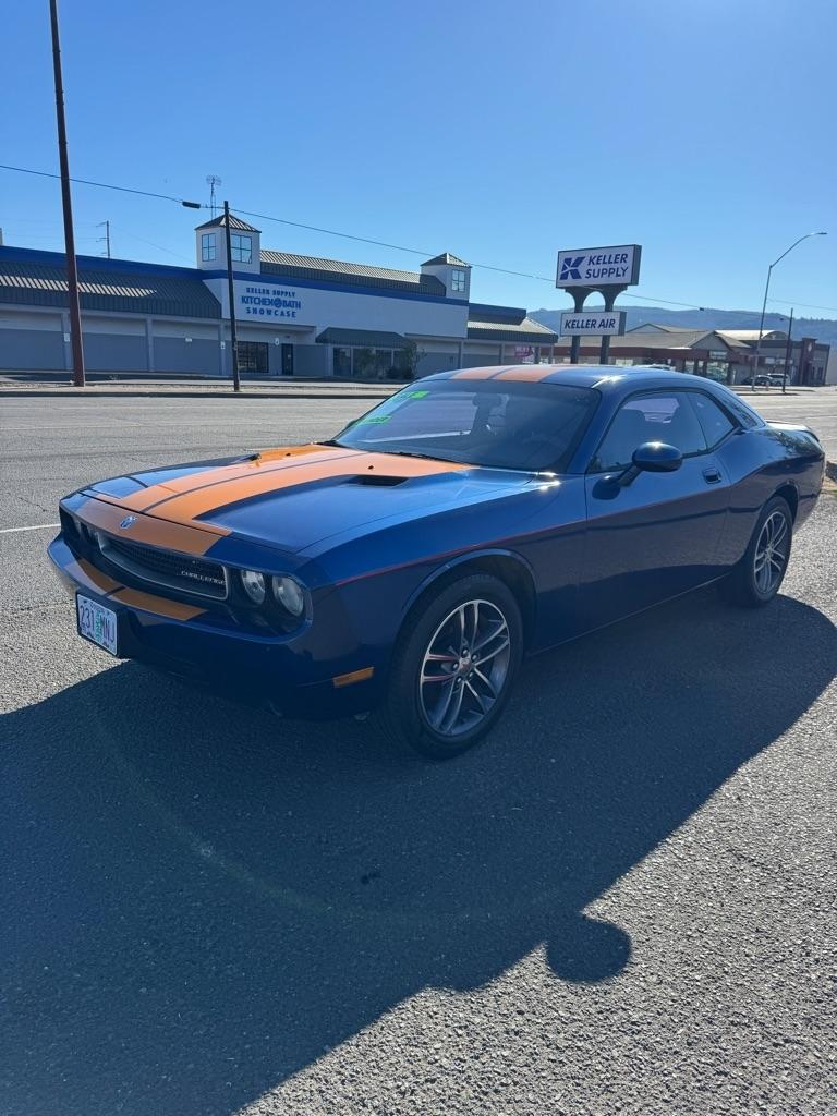 Dodge Challenger SE 2010