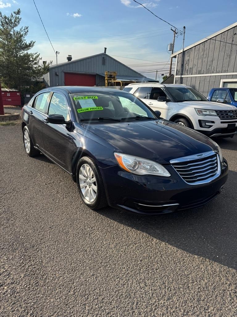 Chrysler 200 Touring 2012