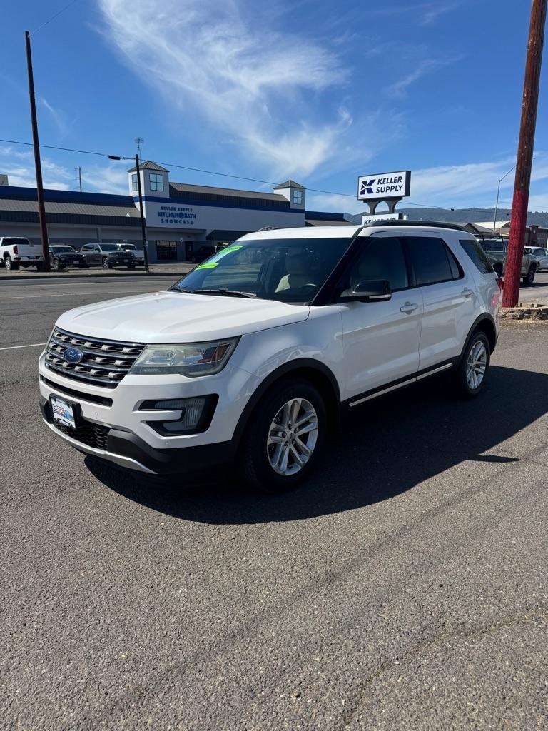 2017 Ford Explorer XLT FWD
