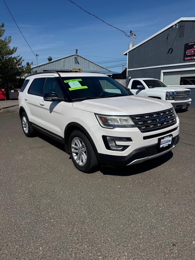 Ford Explorer XLT FWD 2017