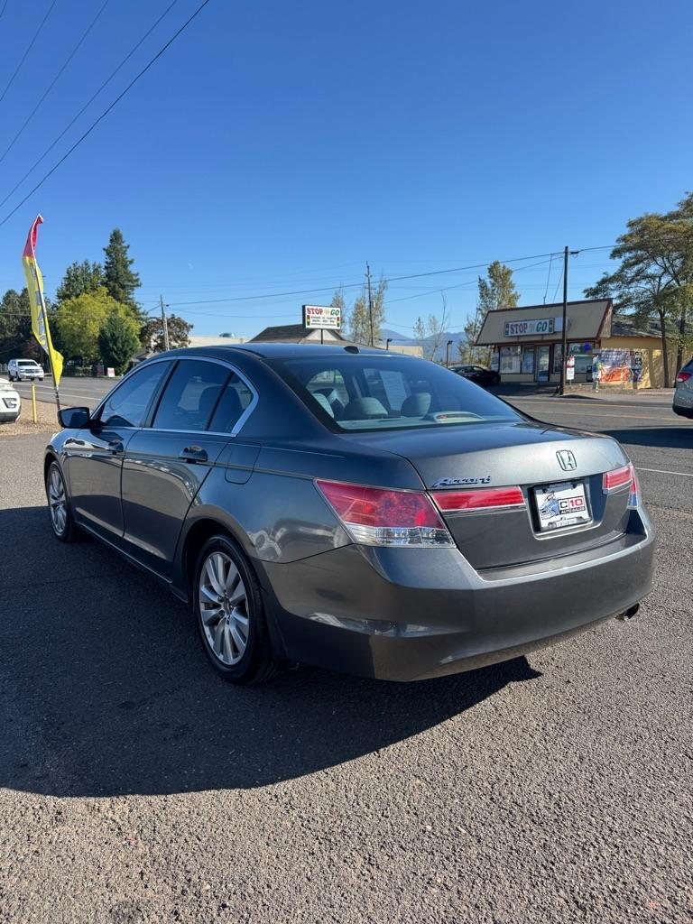 Honda Accord EX-L Sedan AT 2011