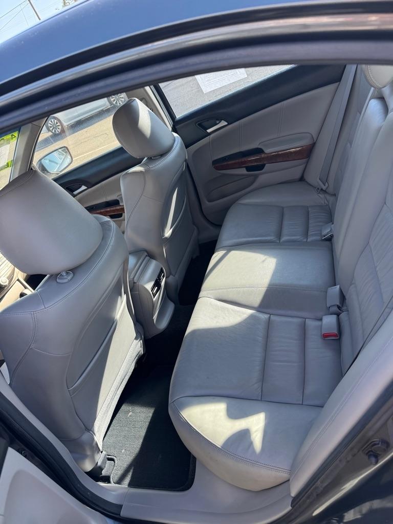 Honda Accord EX-L Sedan AT 2011