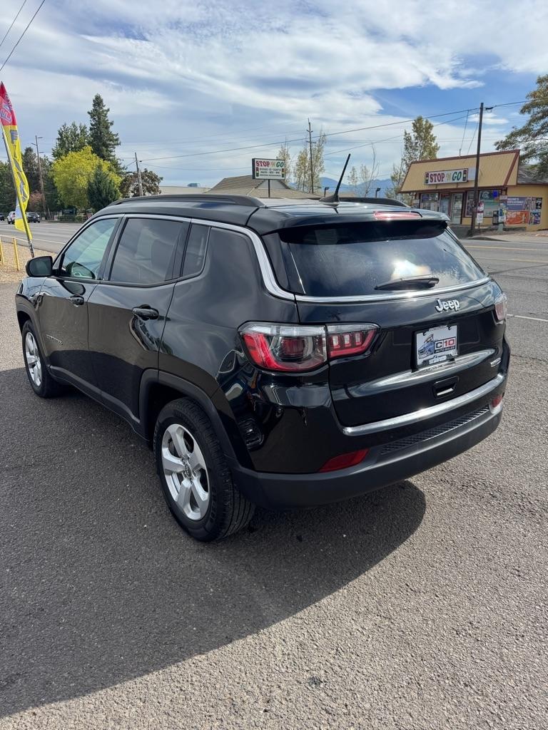 Jeep Compass Latitude FWD 2021