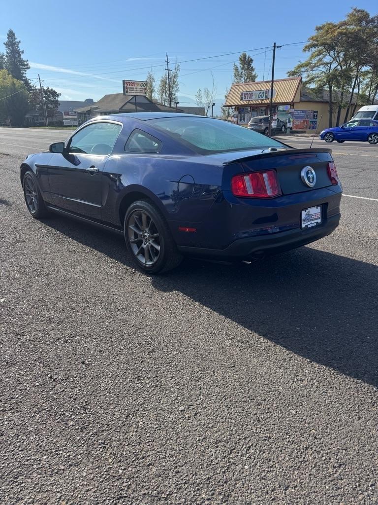 Ford Mustang V6 Coupe 2012