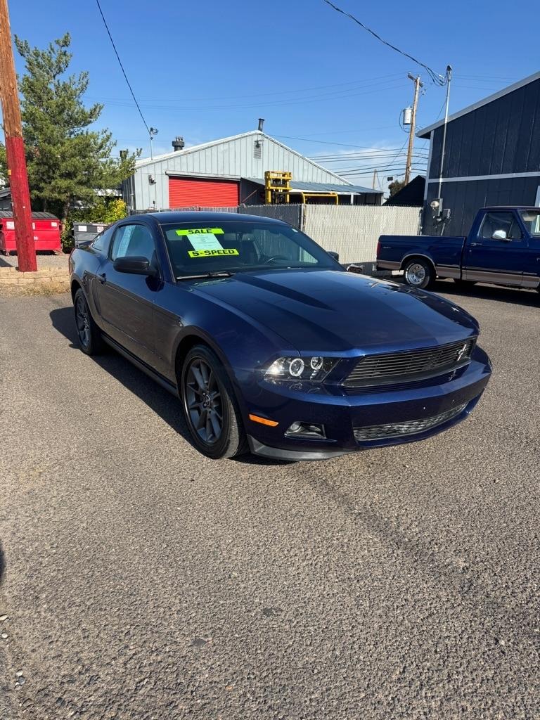 Ford Mustang V6 Coupe 2012