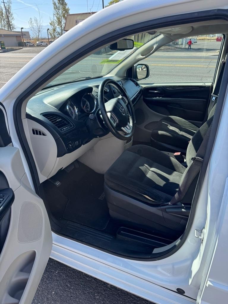 Dodge Grand Caravan SE 2016