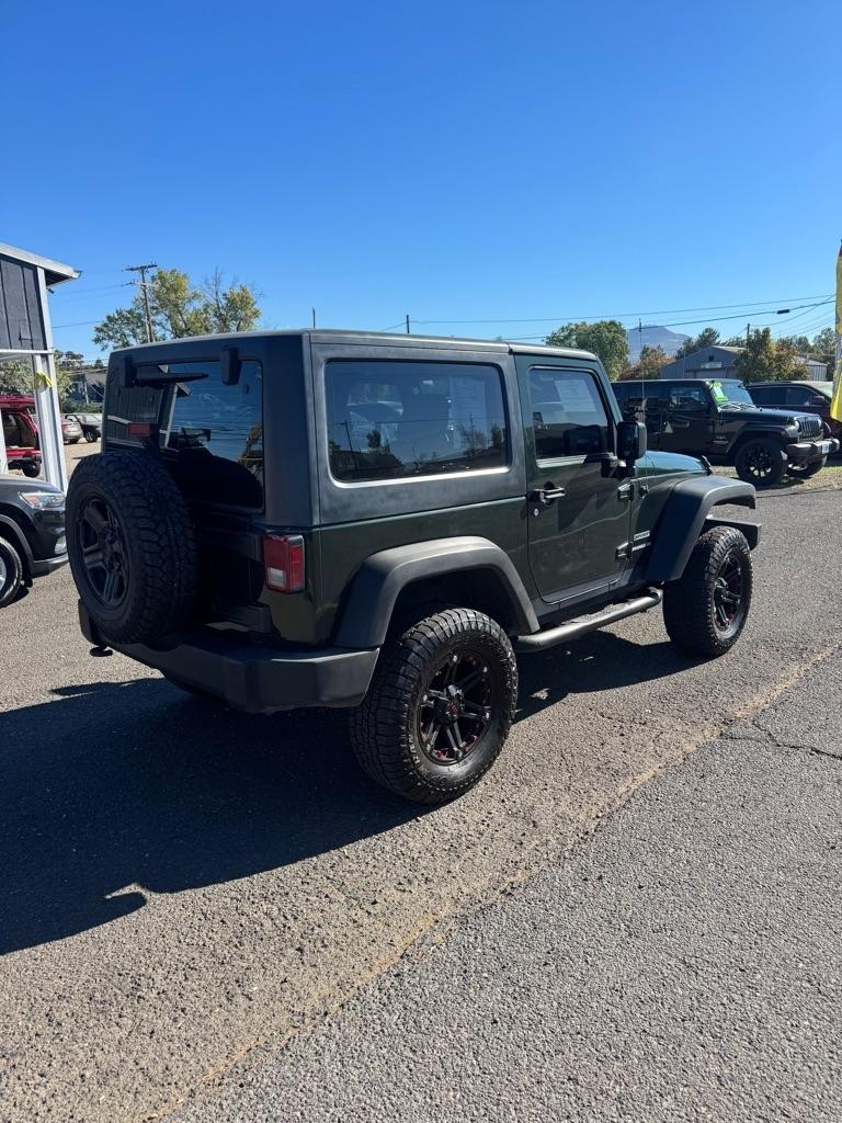 Jeep Wrangler Sport 4WD 2011
