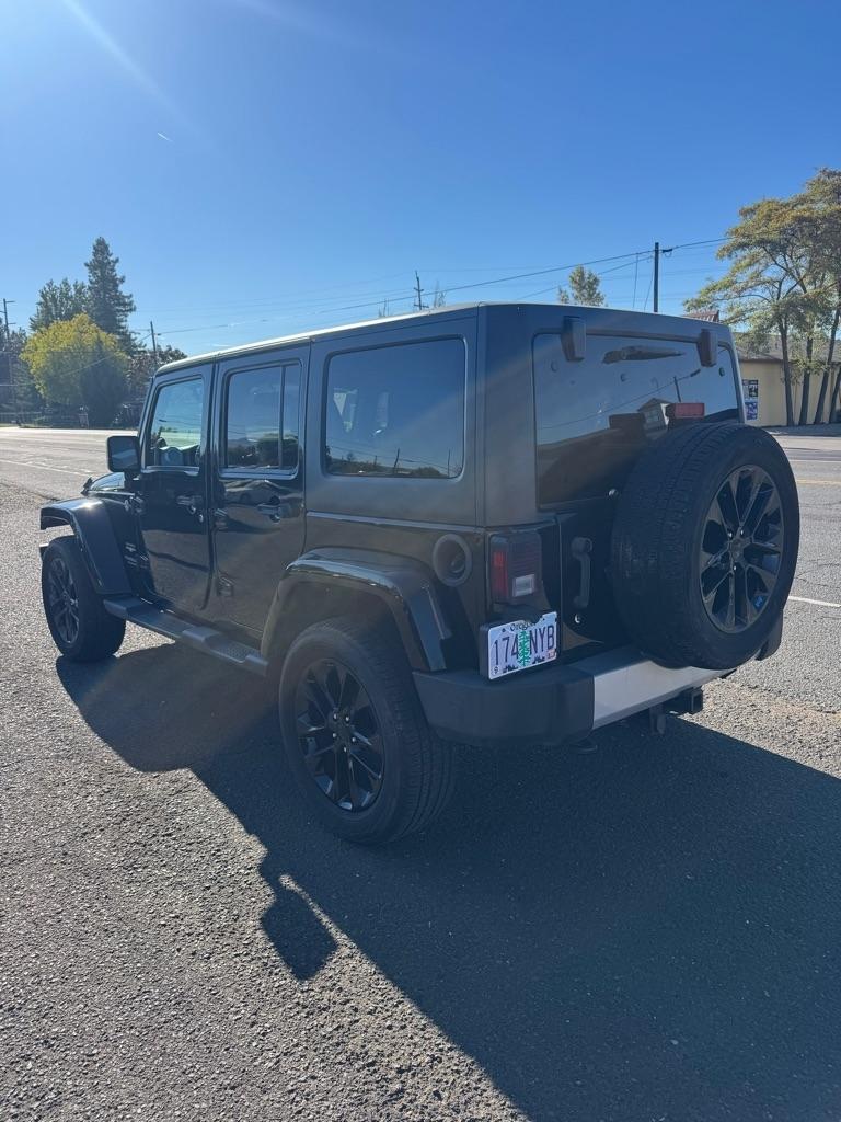 Jeep Wrangler Unlimited Sahara 4WD 2013