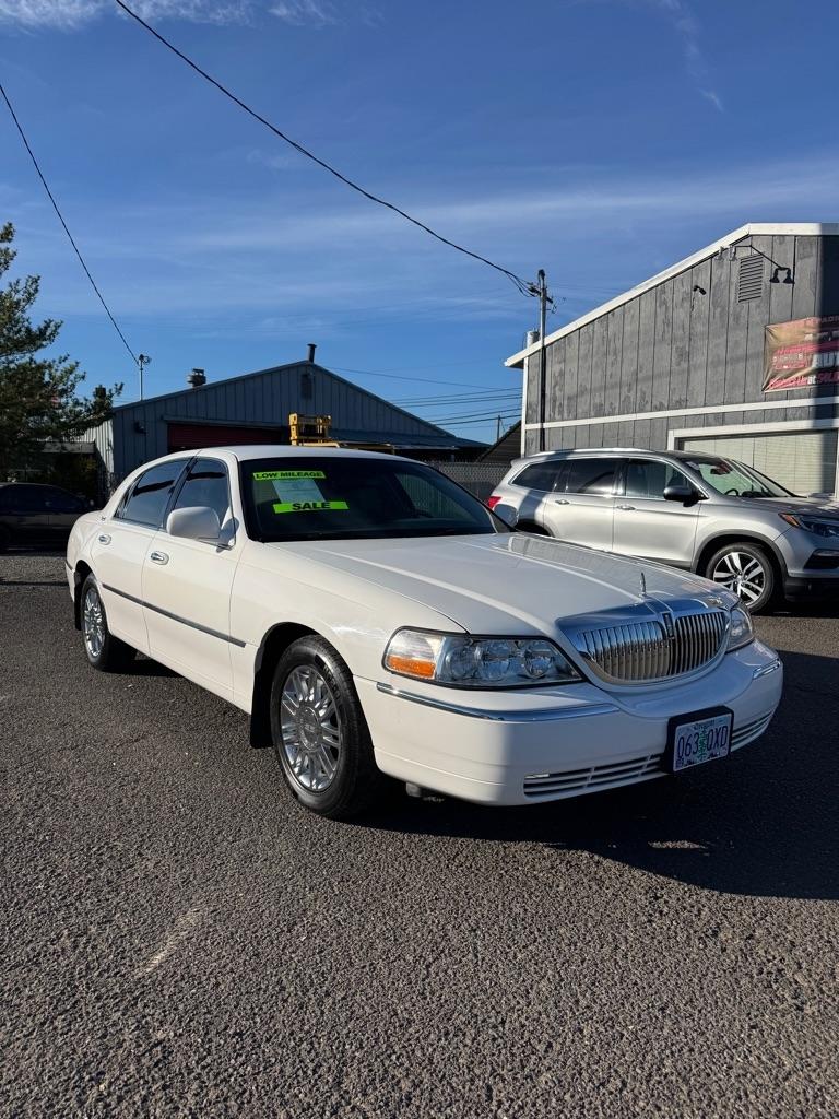 Lincoln Town Car Signature Limited 2008