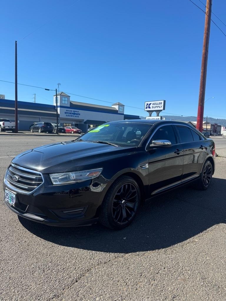 Ford Taurus Limited FWD 2013