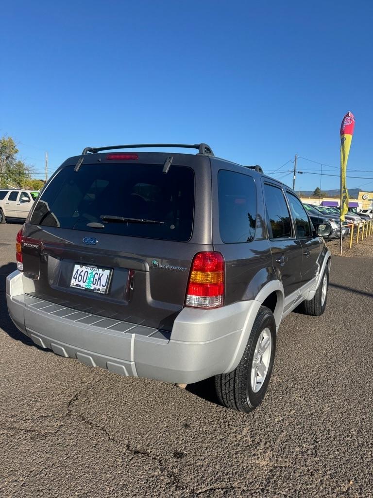 Ford Escape Hybrid FWD 2006