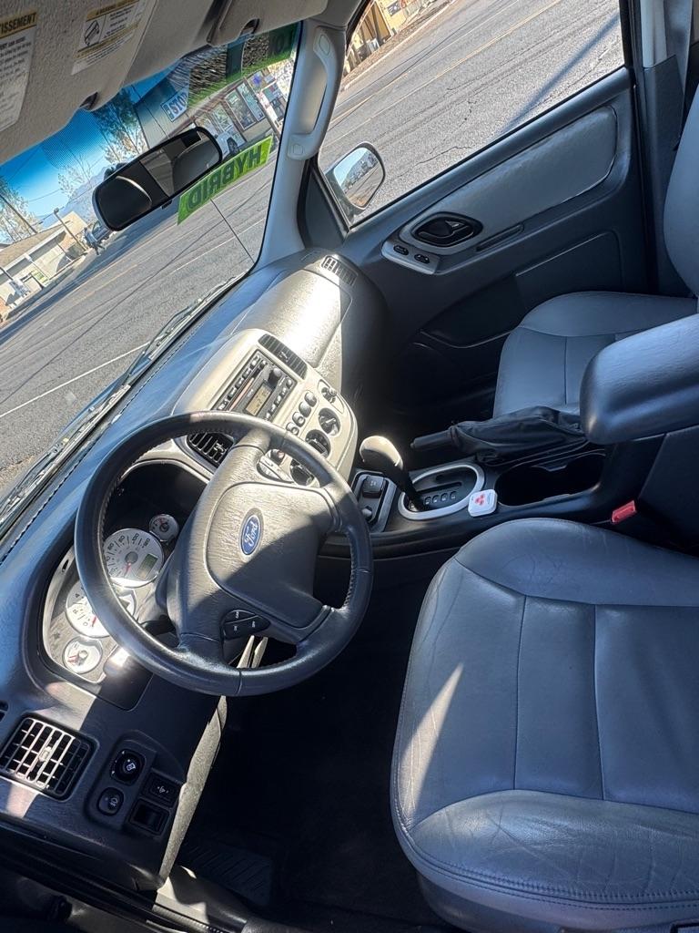 Ford Escape Hybrid FWD 2006