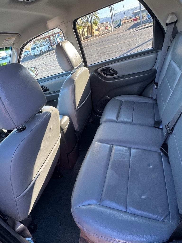 Ford Escape Hybrid FWD 2006