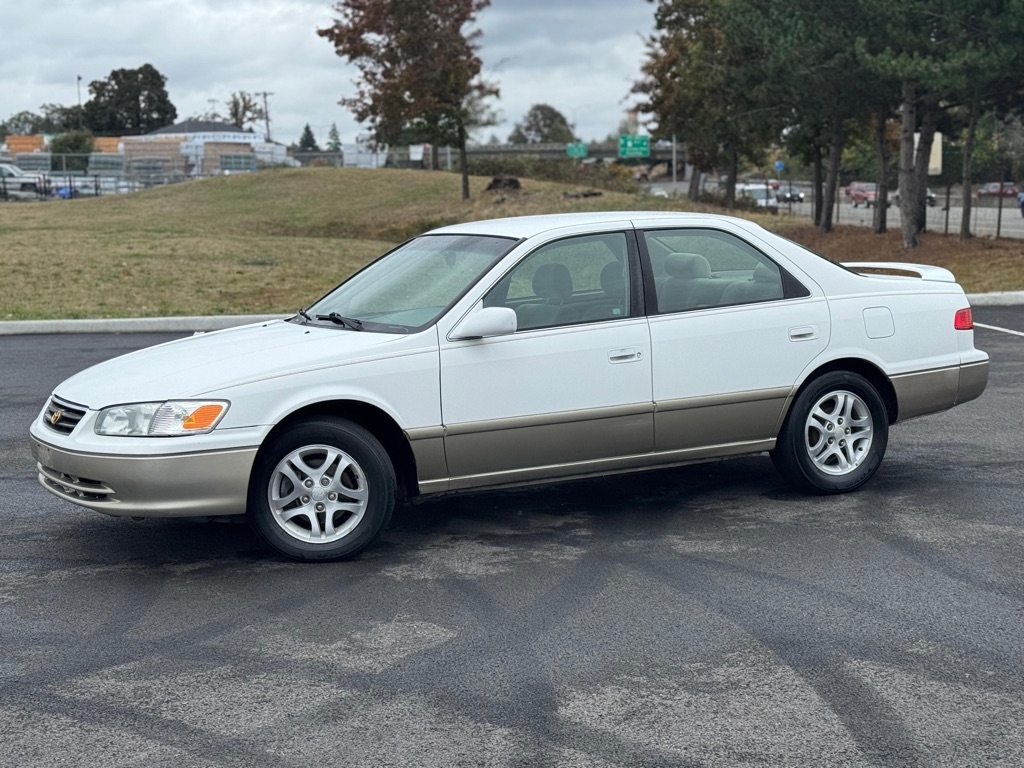 2001 Toyota Camry LE