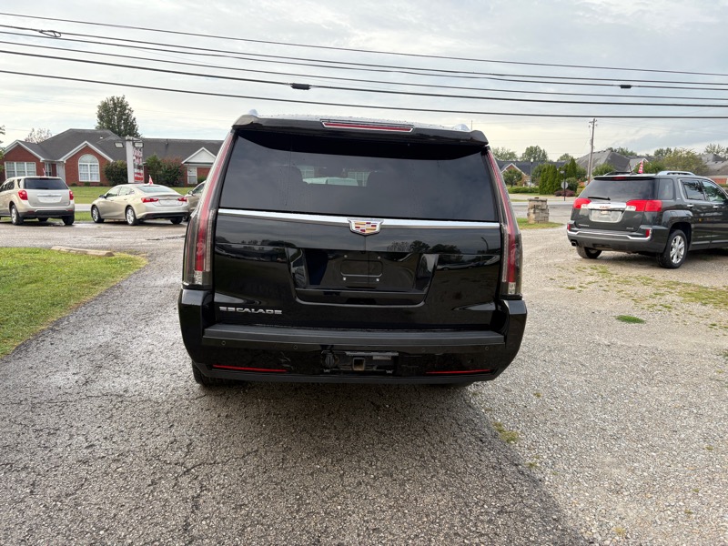 2016 Cadillac Escalade ESV Luxury photo 3