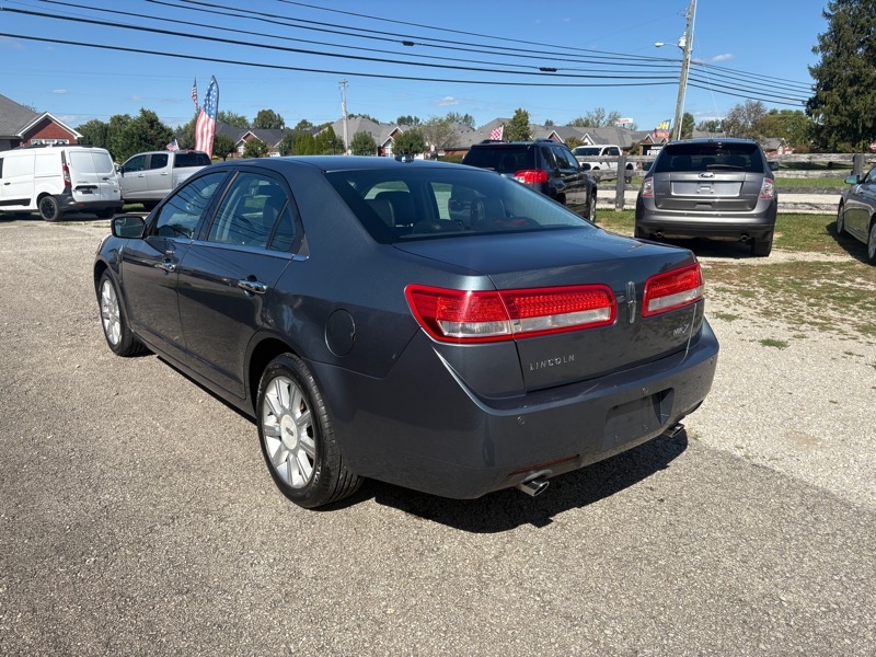 2012 Lincoln MKZ photo 3