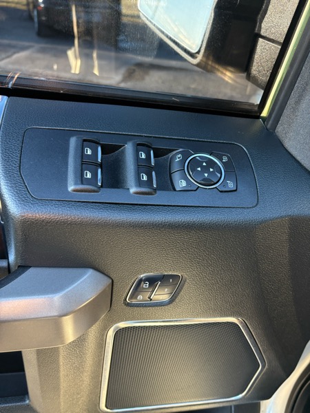 Ford F-150 Platinum 4WD SuperCrew 5.5' Box 2016