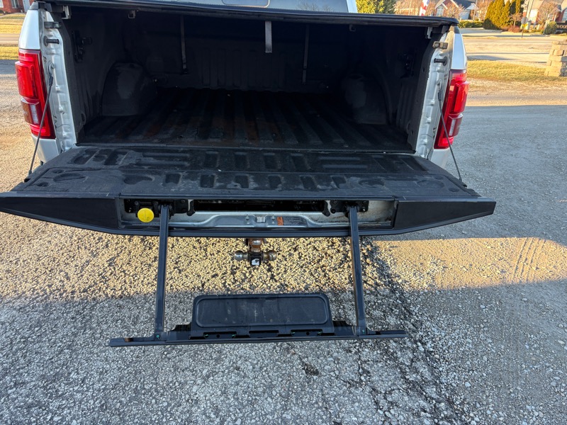 Ford F-150 Platinum 4WD SuperCrew 5.5' Box 2016