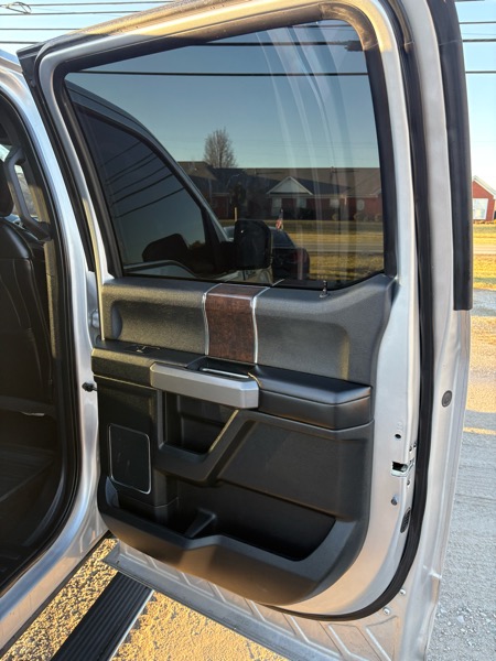 Ford F-150 Platinum 4WD SuperCrew 5.5' Box 2016