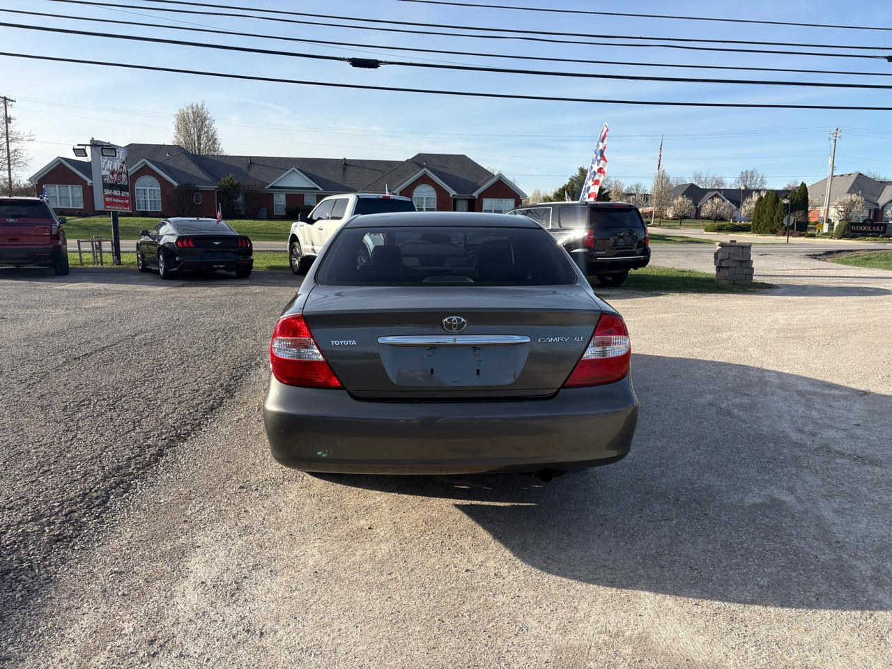 Toyota Camry XLE 2003