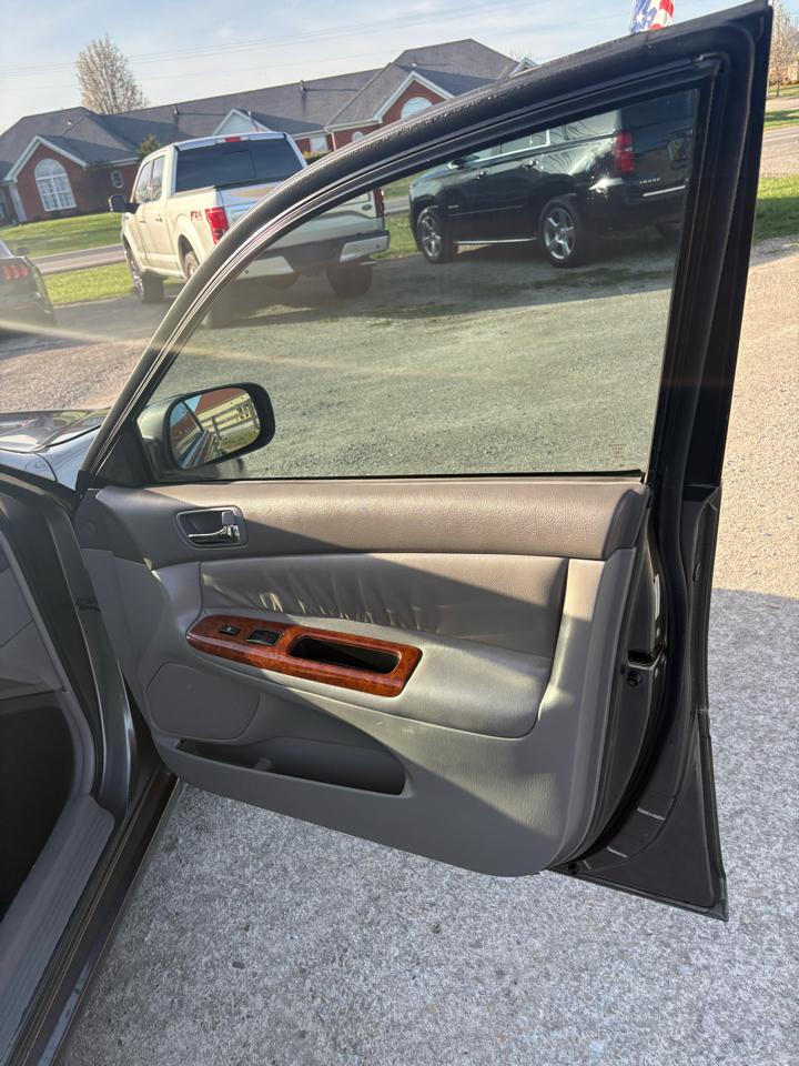 Toyota Camry XLE 2003