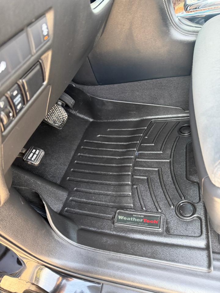 Nissan Armada SV 4WD 2019