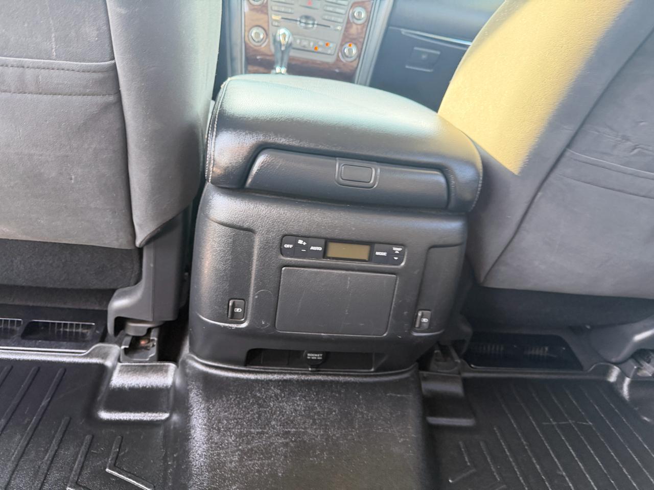 Nissan Armada SV 4WD 2019