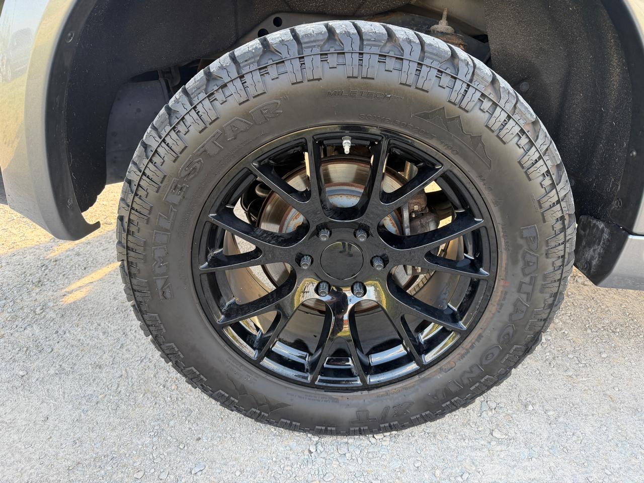 Nissan Armada SV 4WD 2019