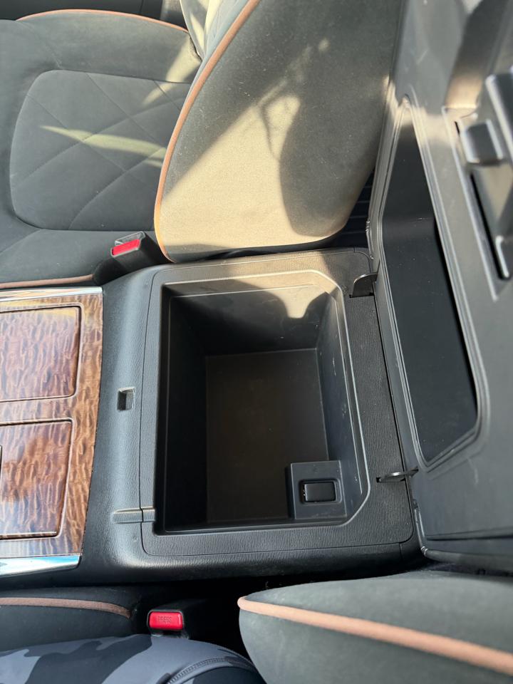 Nissan Armada SV 4WD 2019