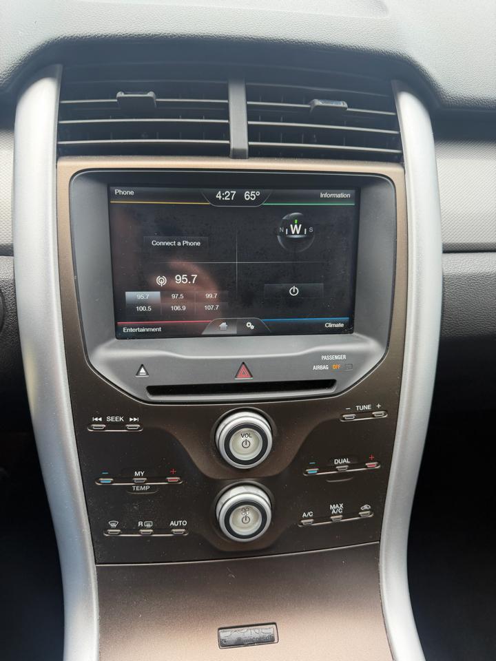 Ford Edge SEL FWD 2011
