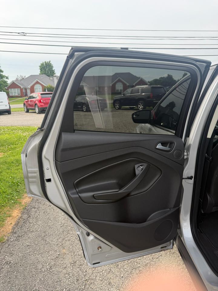 Ford Escape SEL FWD 2013