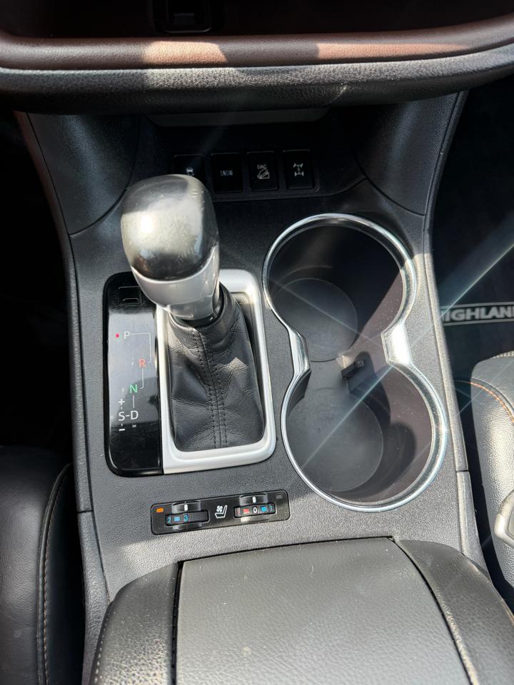 Toyota Highlander Limited AWD V6 2015