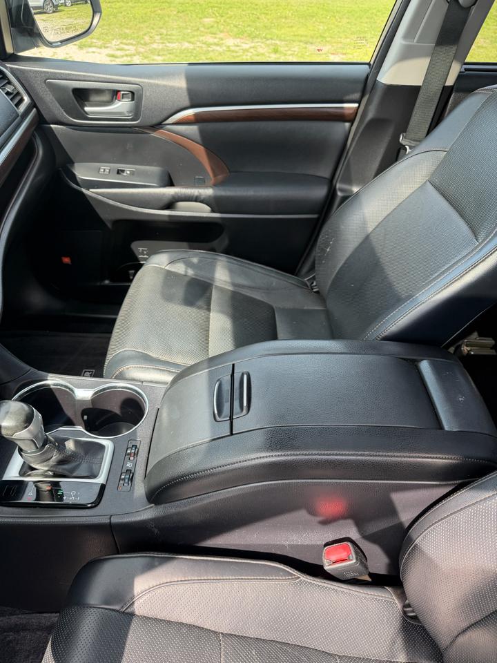 Toyota Highlander Limited AWD V6 2015