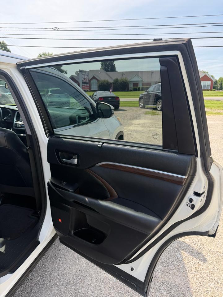 Toyota Highlander Limited AWD V6 2015