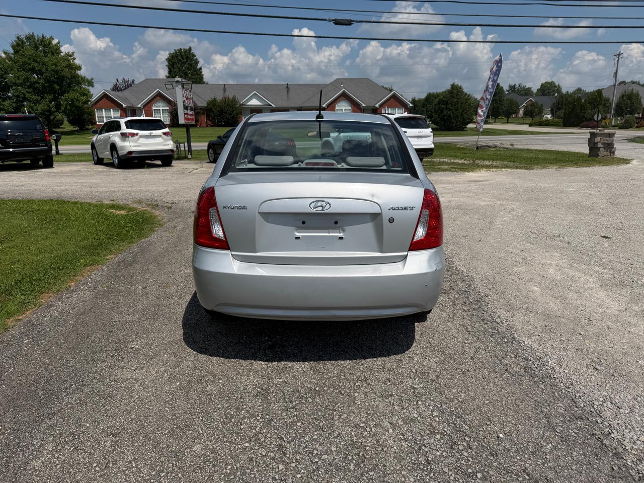 Hyundai Accent GLS 4-Door 2009