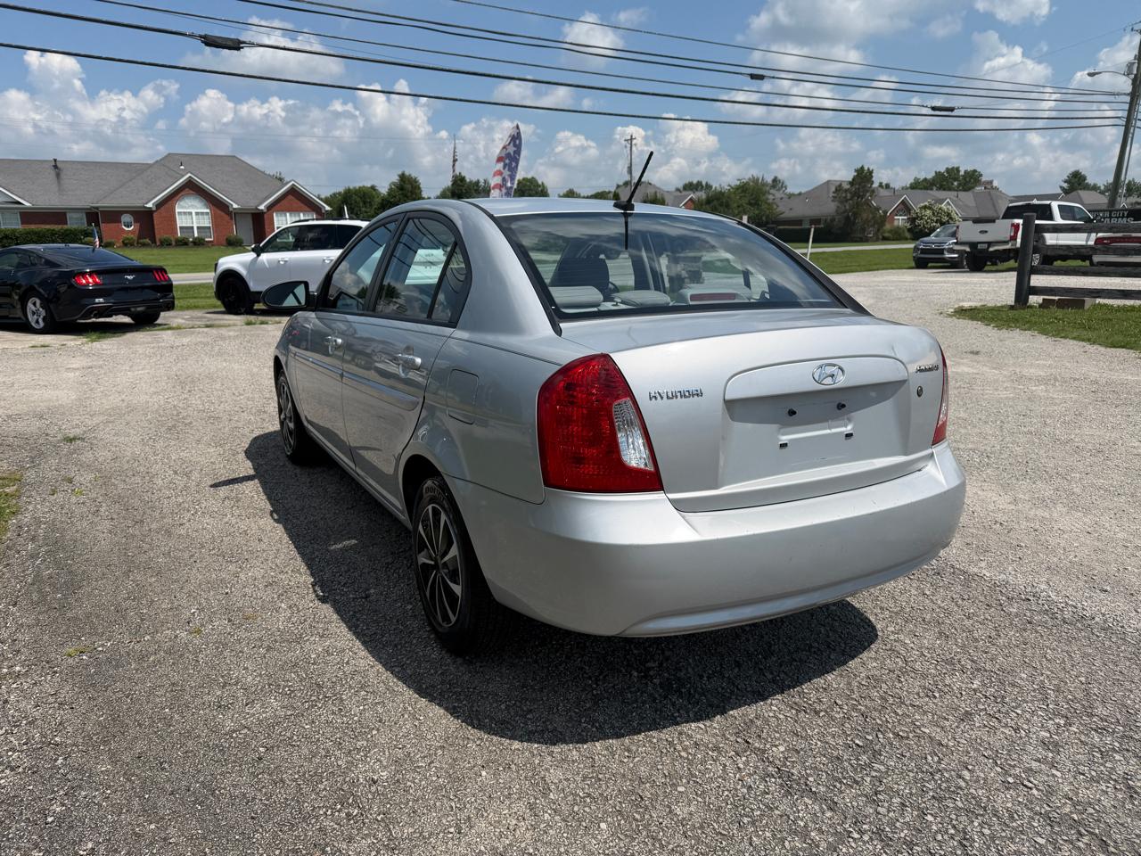Hyundai Accent GLS 4-Door 2009