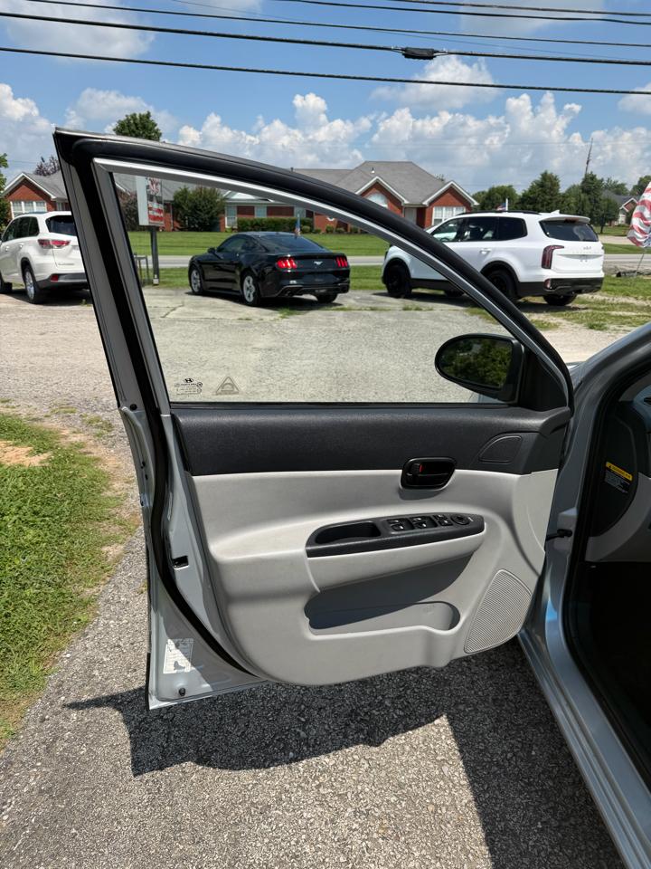 Hyundai Accent GLS 4-Door 2009