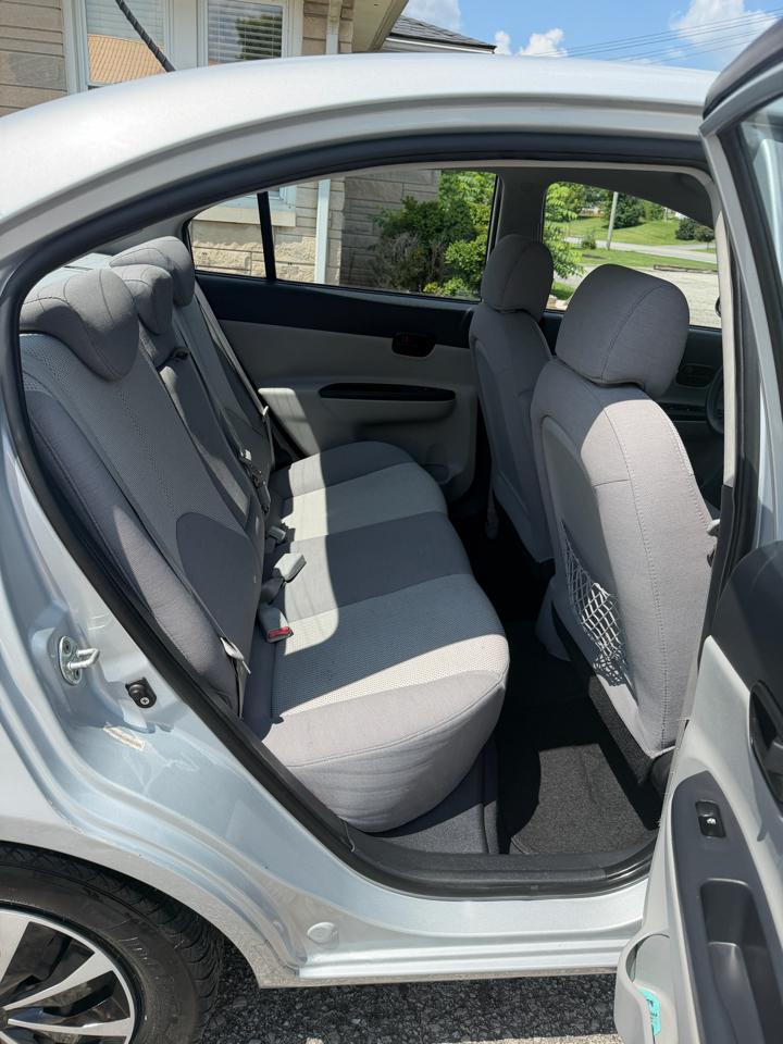 Hyundai Accent GLS 4-Door 2009