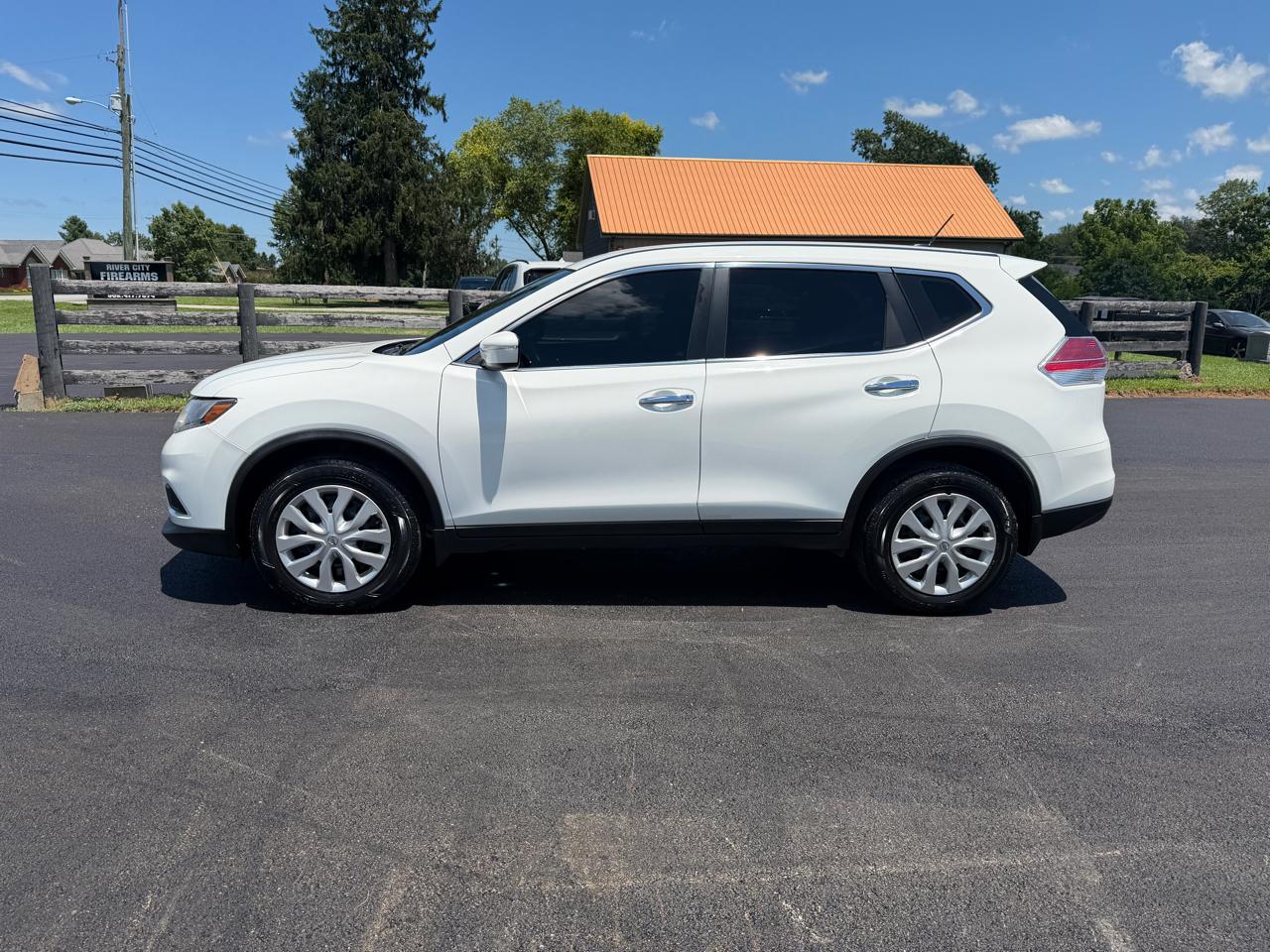 Nissan Rogue SV AWD 2015
