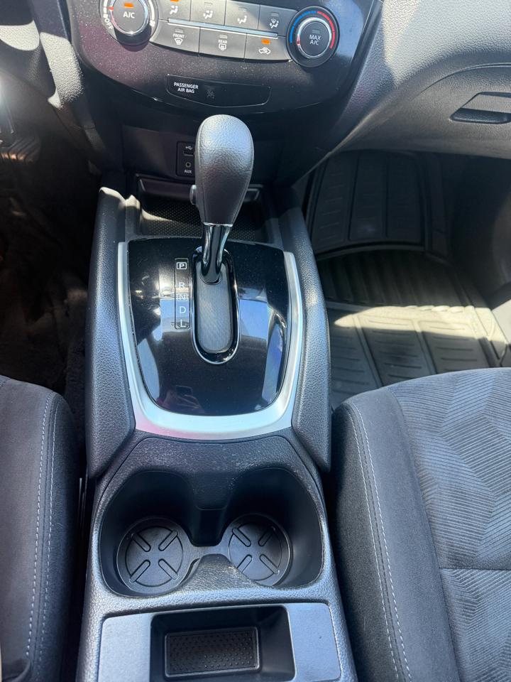 Nissan Rogue SV AWD 2015