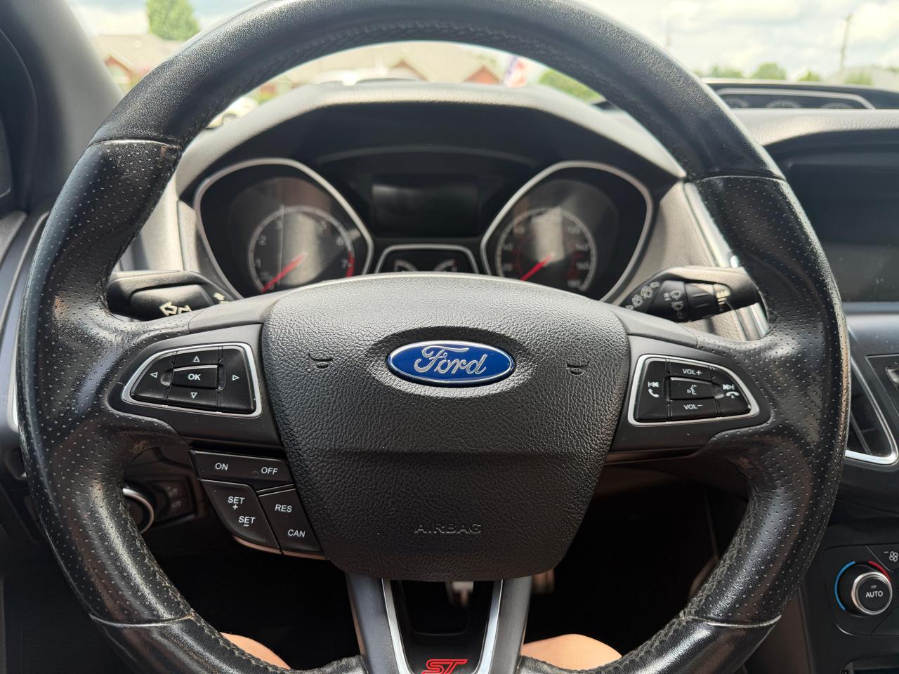 Ford Focus ST Hatch 2017