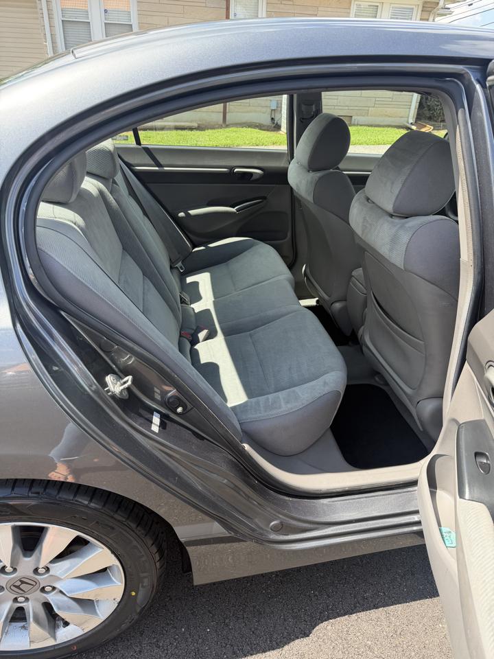 Honda Civic EX Sedan 5-Speed AT 2009