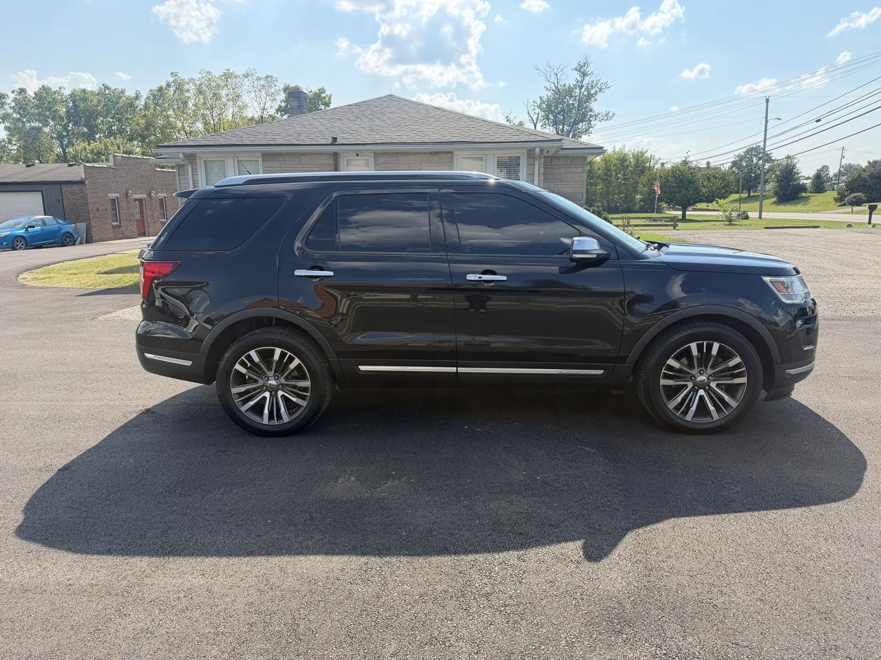Ford Explorer Platinum AWD 2019