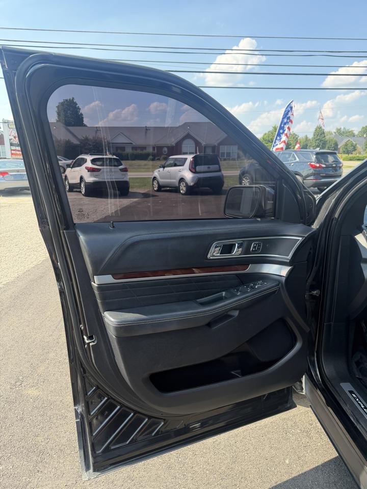 Ford Explorer Platinum AWD 2019