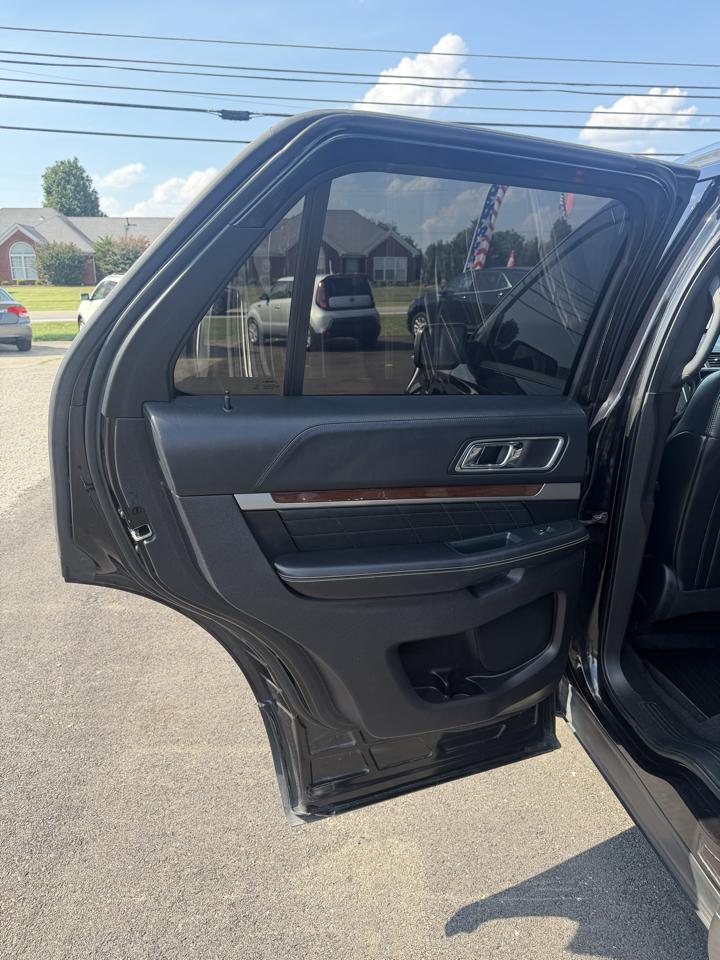 Ford Explorer Platinum AWD 2019