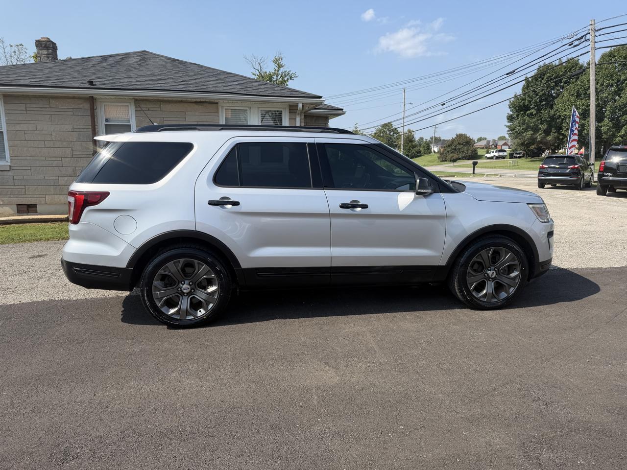 2018 Ford Explorer Sport - Photo 6